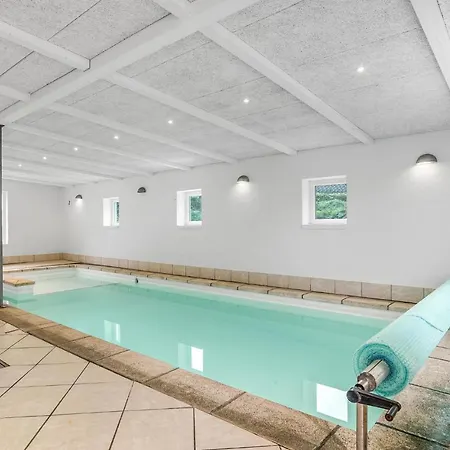 Feriehus Eight-bedroom In Ebeltoft